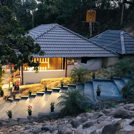 The Mountain Shades Resort Madikeri Extérieur photo