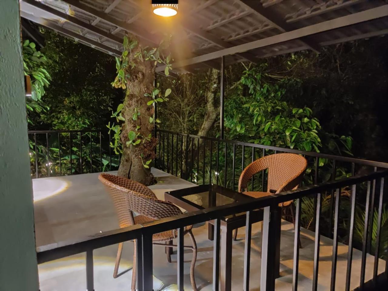 The Mountain Shades Resort Madikeri Extérieur photo