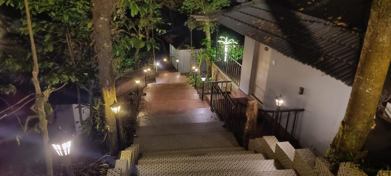 The Mountain Shades Resort Madikeri Extérieur photo