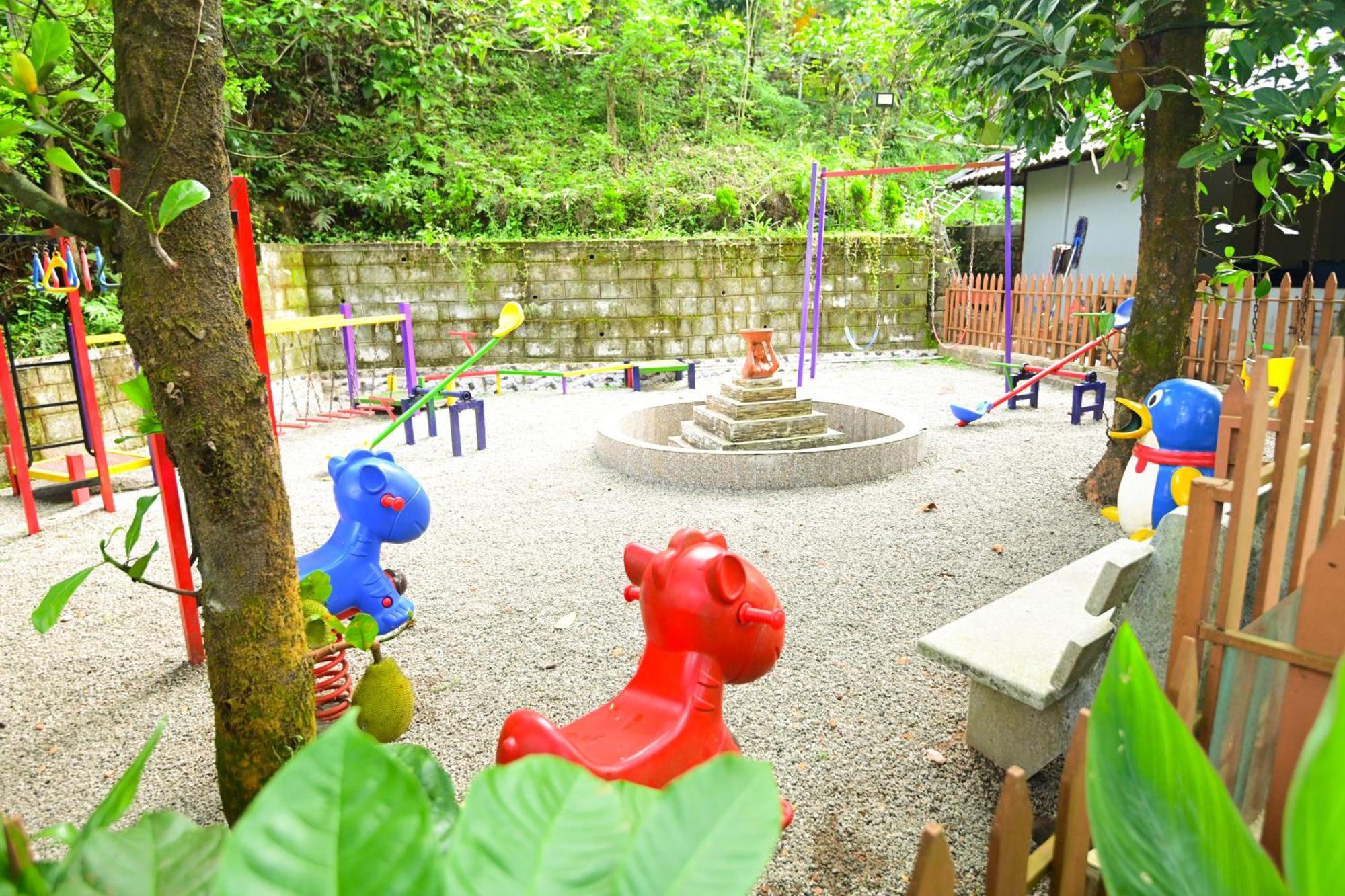 The Mountain Shades Resort Madikeri Extérieur photo