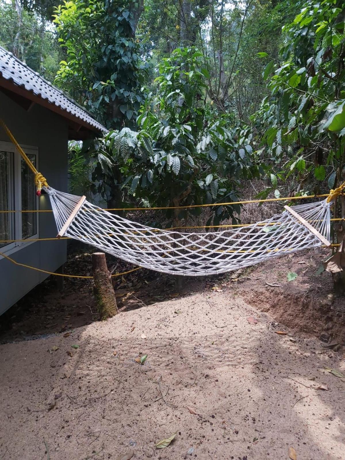 The Mountain Shades Resort Madikeri Extérieur photo