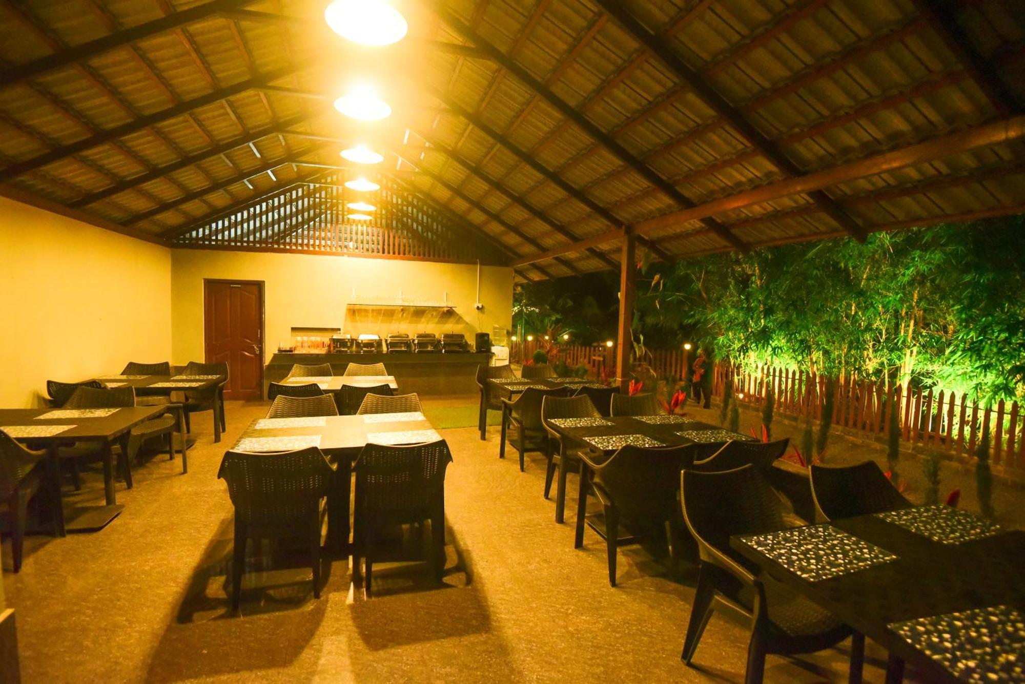 The Mountain Shades Resort Madikeri Extérieur photo