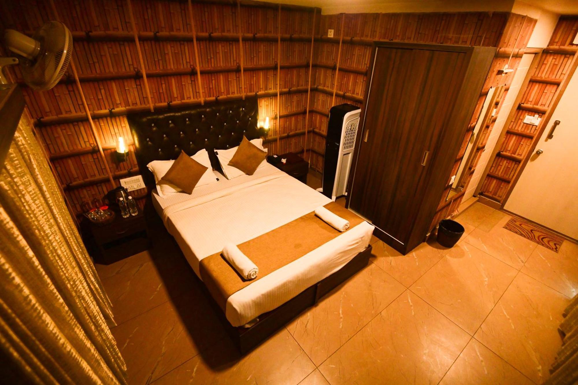 The Mountain Shades Resort Madikeri Extérieur photo
